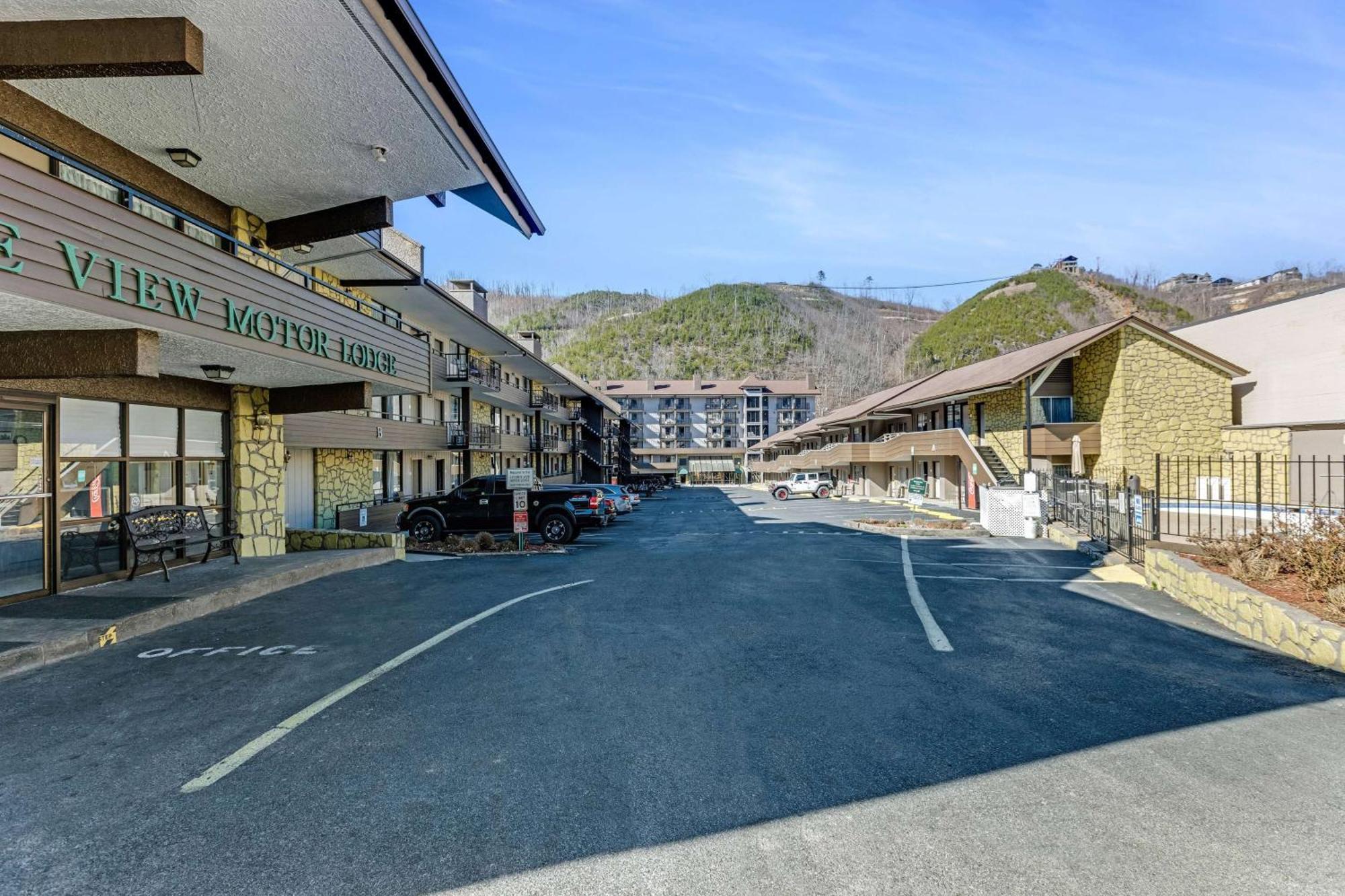 The Wander Hotel Гатлинбург Экстерьер фото