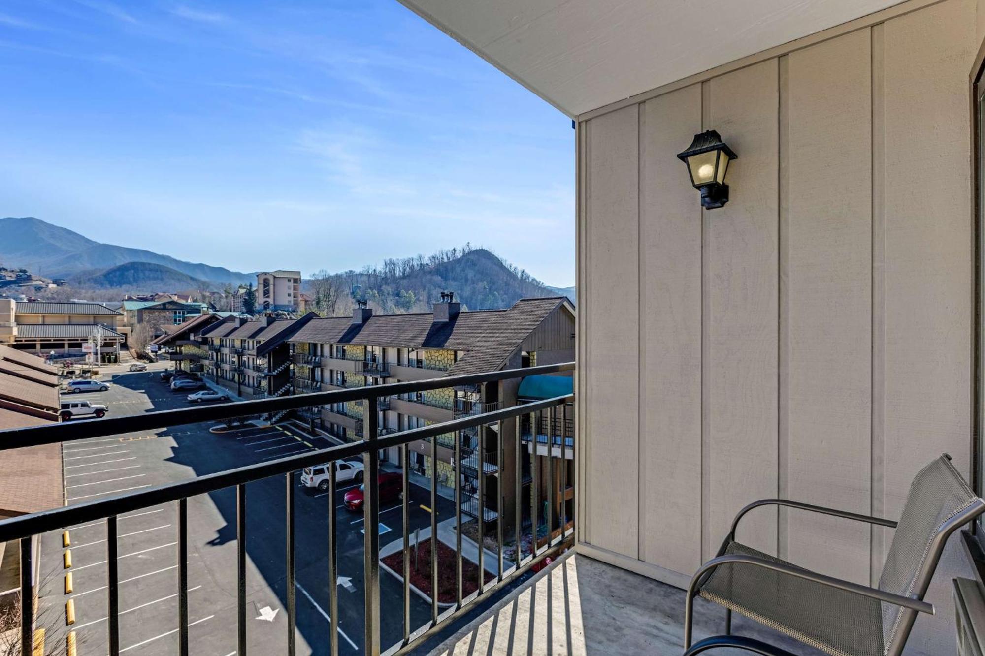 The Wander Hotel Гатлинбург Экстерьер фото